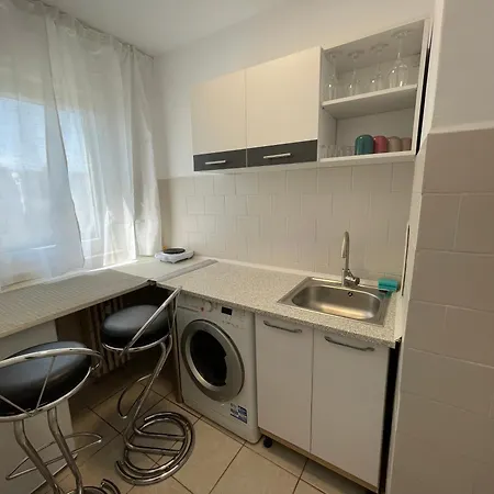 Twins 3 Apartment